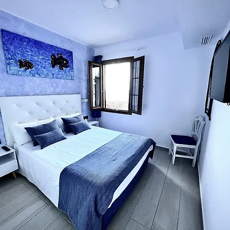 El Bergantin Menorca Club *